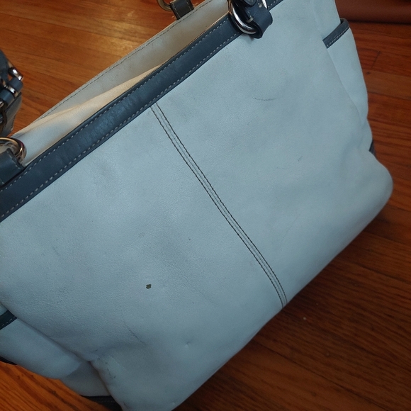 Leather White and Gray Coach Handbag  ( Bag C) - Picture 6 of 8